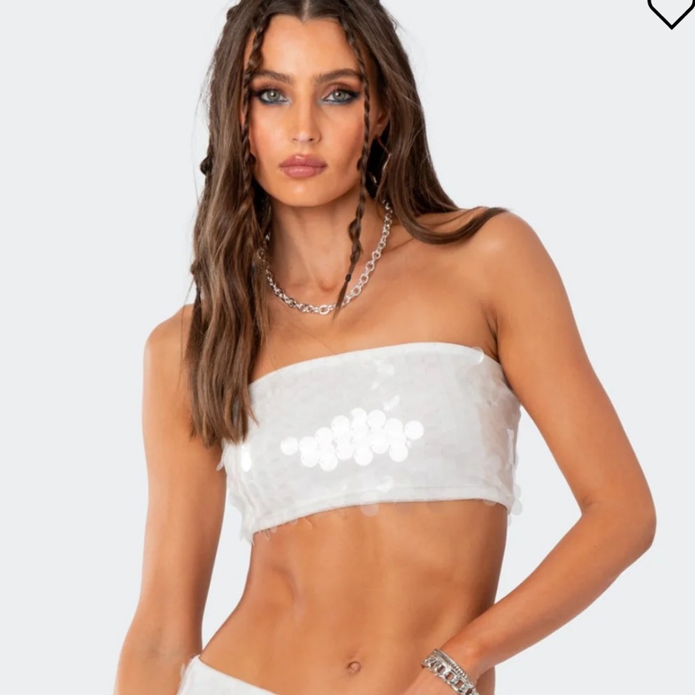 white edited sleeveless top- NEVER WORN